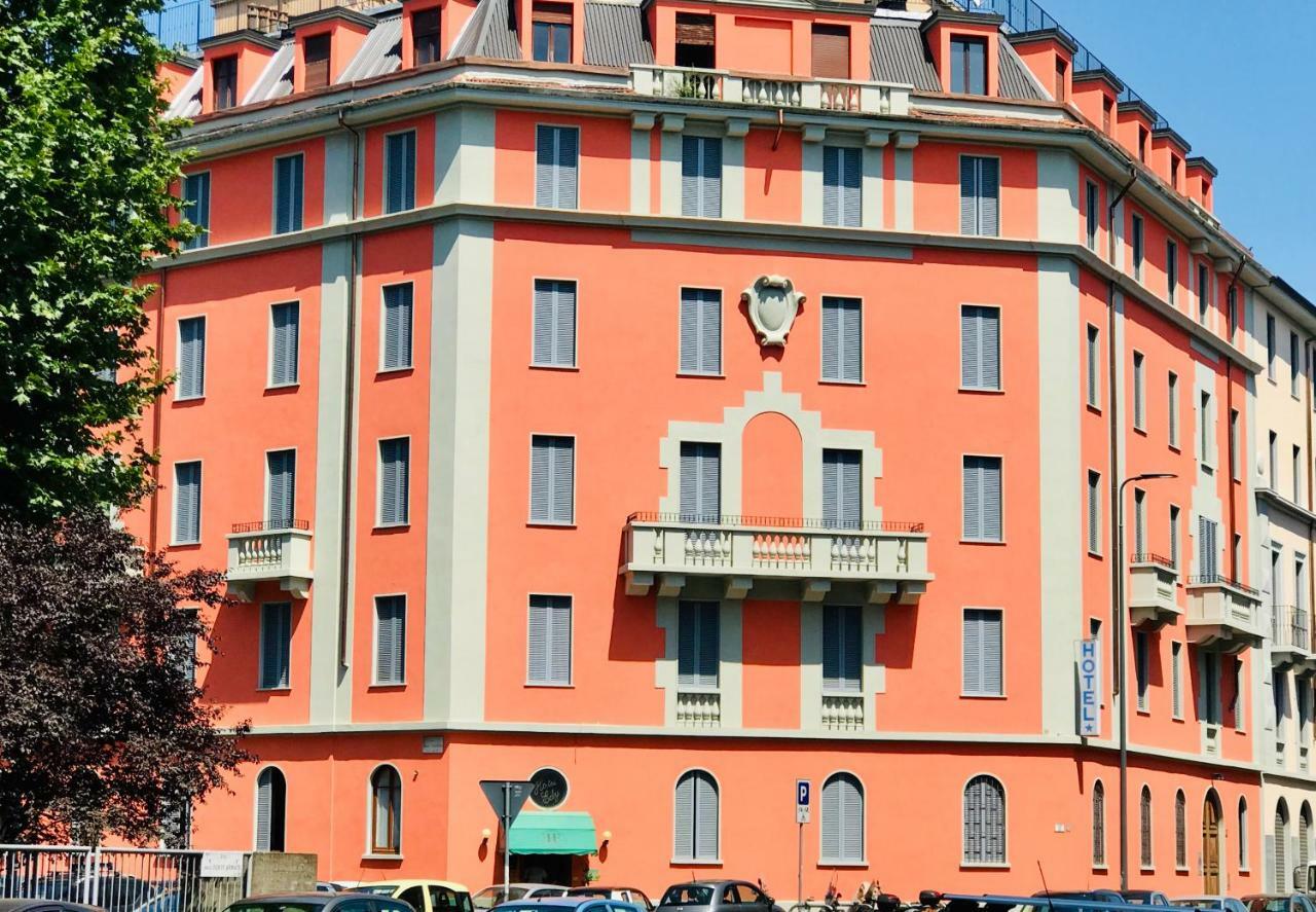 Hotel Edy Milão Exterior foto